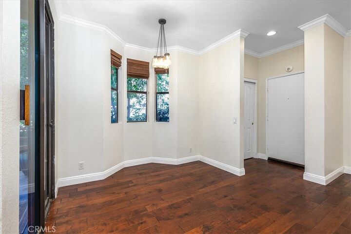 Property Photo:  3913 N Virginia Road 108  CA 90807 