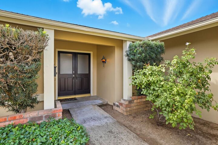 Property Photo:  4836 Rockland Way  CA 95628 