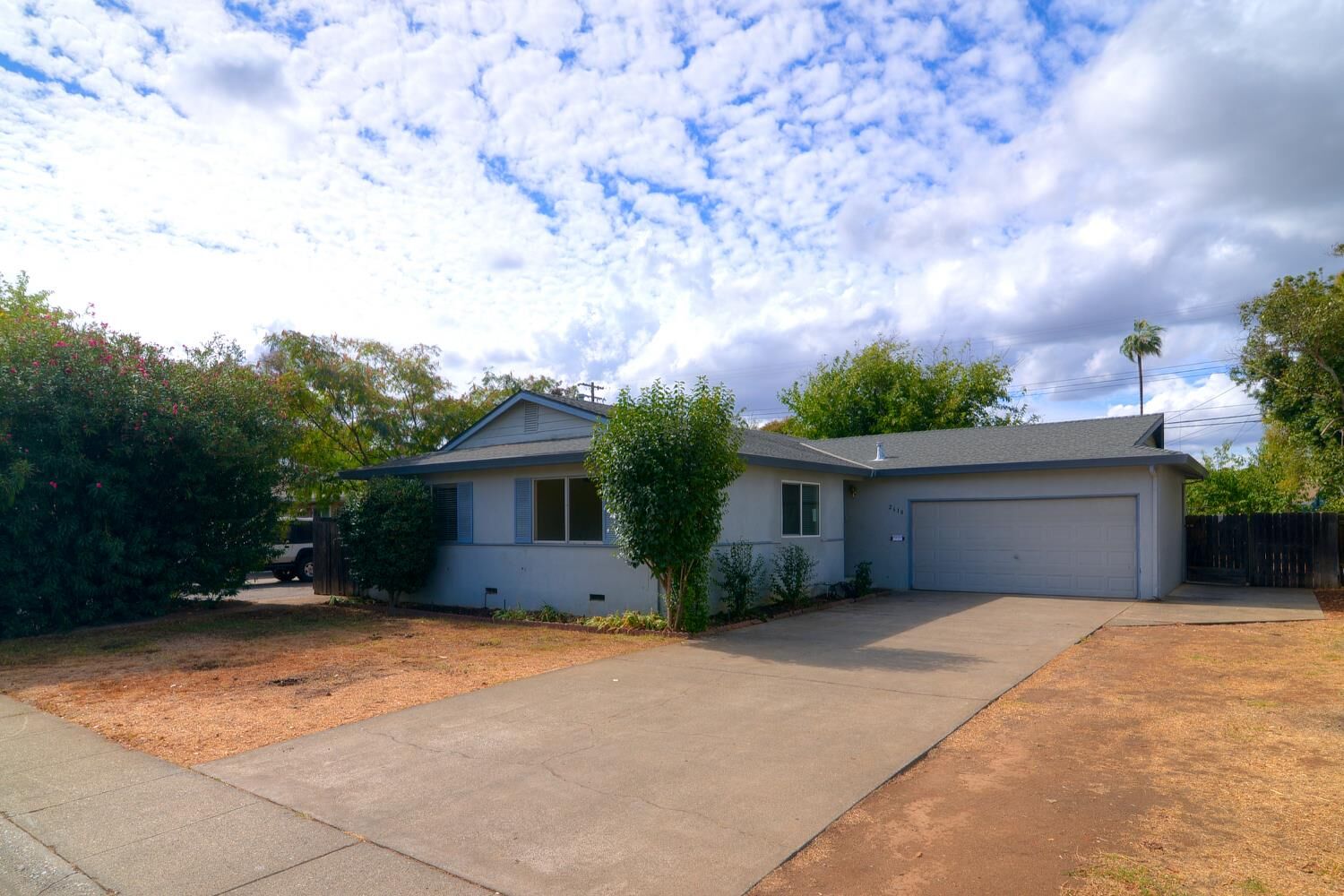 Property Photo:  2618 Betsy Way  CA 95670 