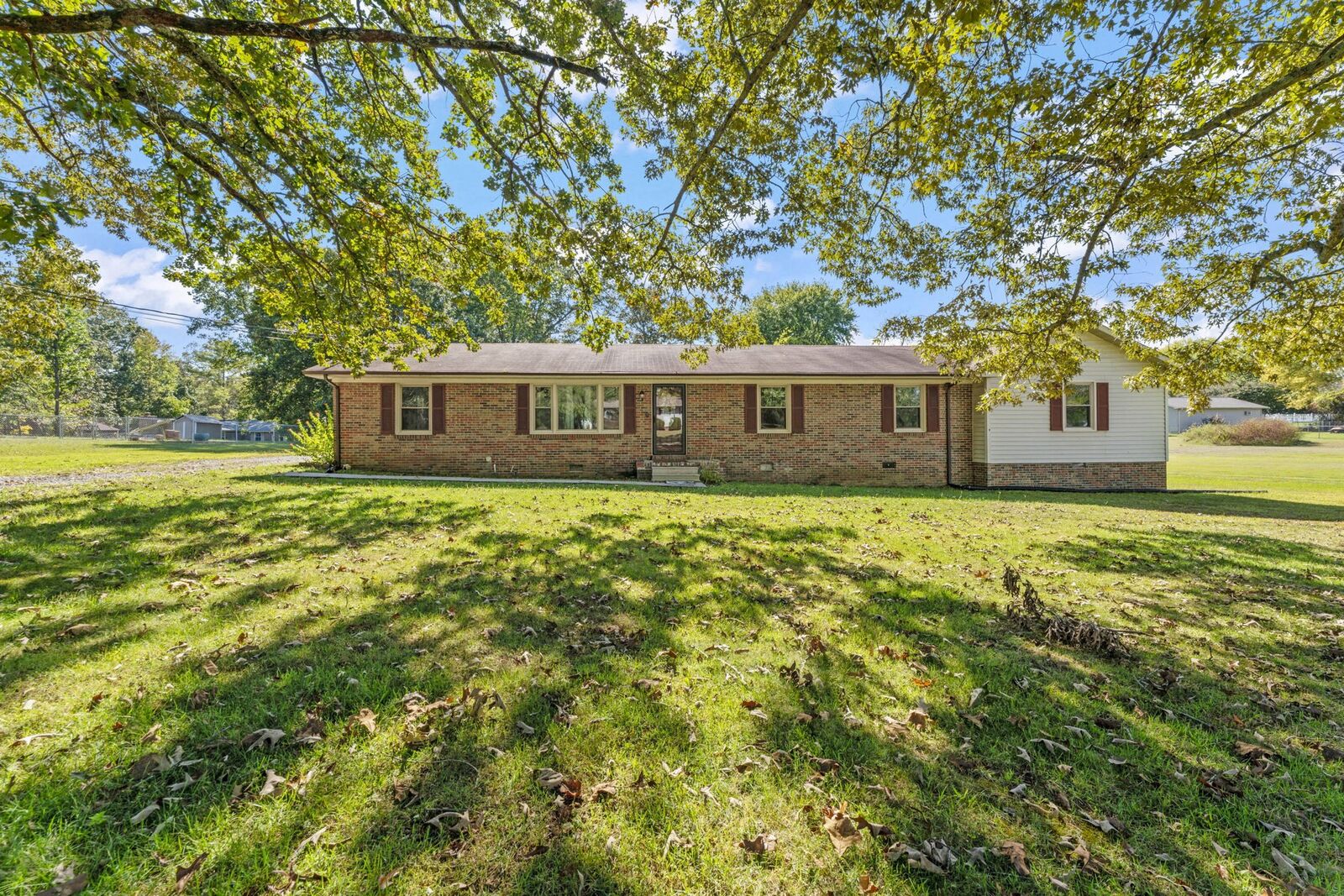 Property Photo: 499 Ridgewood Dr TN 37355