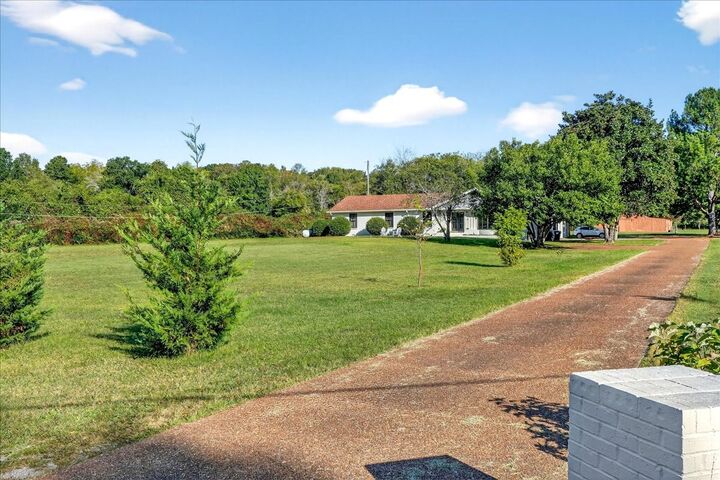 Property Photo:  5488 Lickton Pike  TN 37072 