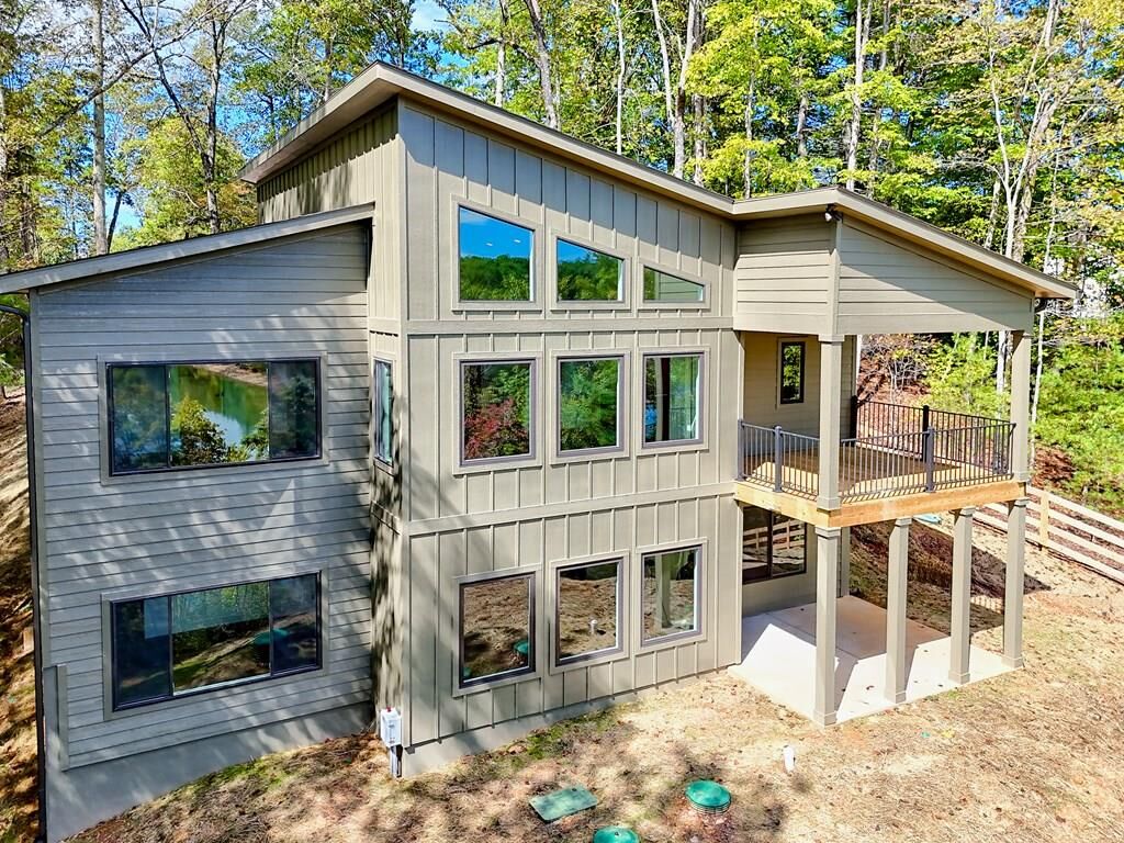 Property Photo:  11 Falcon Drive  GA 30512 