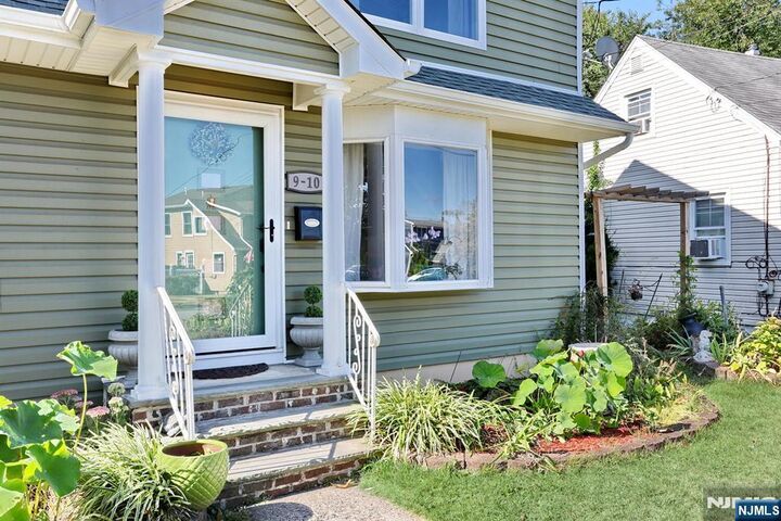 Property Photo:  9-10 Mansfield Drive  NJ 07410 