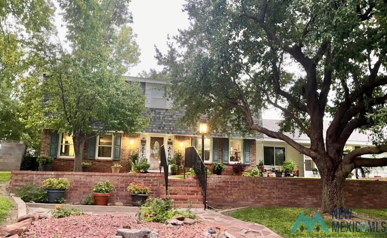 Property Photo:  1207 W Riverside Drive  NM 88220