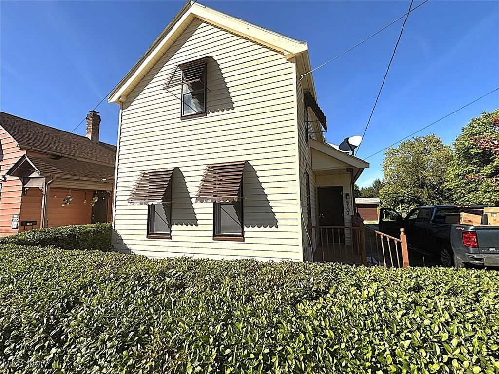 Property Photo: 5103 Hamm Avenue OH 44127
