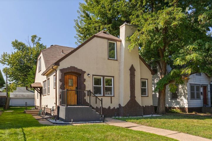 Property Photo: 3847 Aldrich Avenue N MN 55412