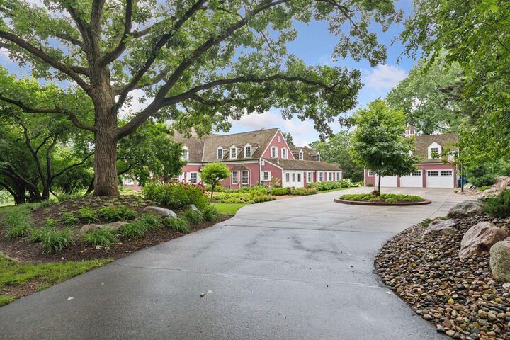 Property Photo:  260 Salem Church Road  MN 55118