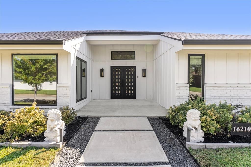 Property Photo:  16210 Arbor Downs Drive  TX 75248 