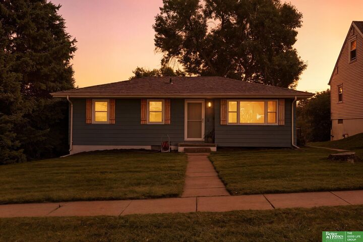Property Photo:  3605 S 126 Street  NE 68144 