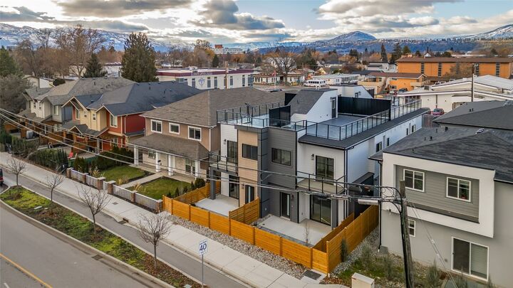 1916 Ethel Street 2  Kelowna BC V1Y 2Z5 photo