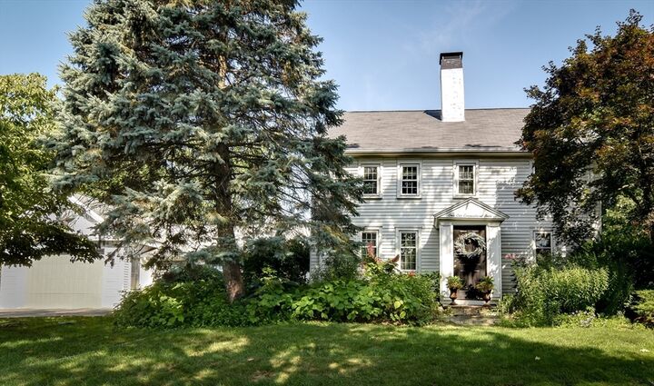 Property Photo:  8 Old Conn Path  MA 01701 