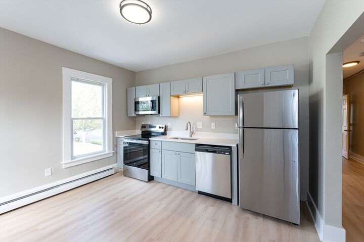 Property Photo:  494-496 Main Street 2  MA 01830 