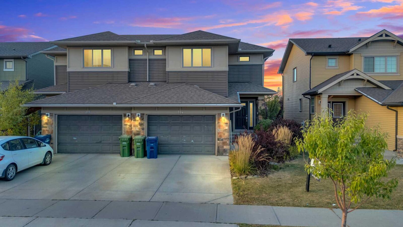 Property Photo:  114 Sagewood Drive SW  AB T4B 2P1