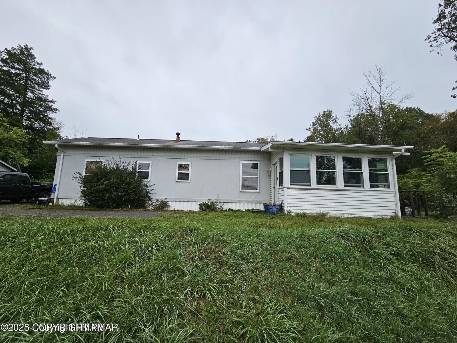 Property Photo: 115 Lester Lane PA 18360