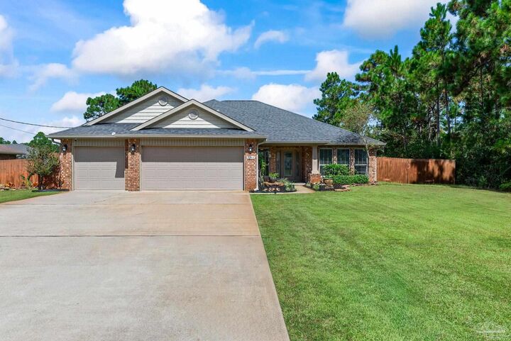 Property Photo:  7748 Fenwick St  FL 32566 