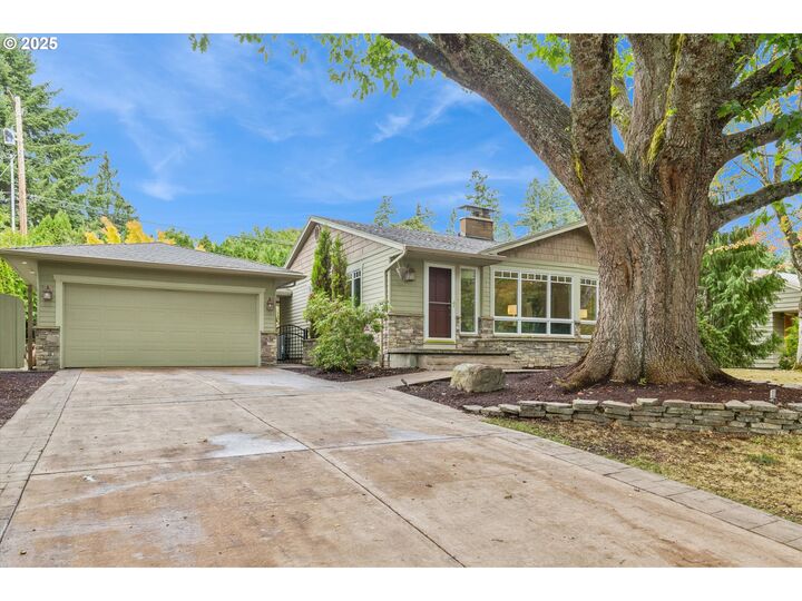Property Photo:  8115 SW Valley View Dr  OR 97225 