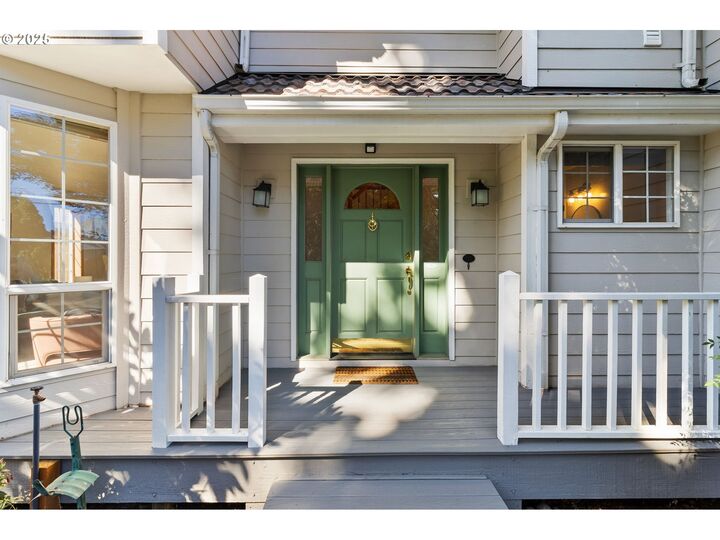 Property Photo:  1059 Cal Young Rd  OR 97401 