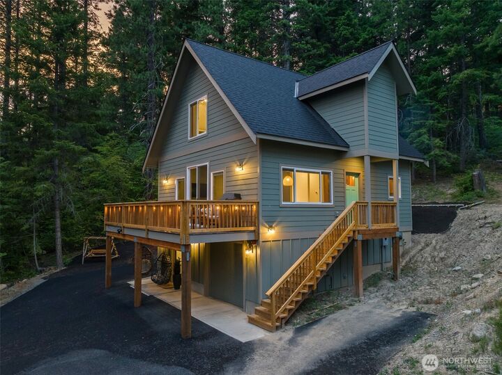 Property Photo:  41  Hawkeye Lane  WA 98940 