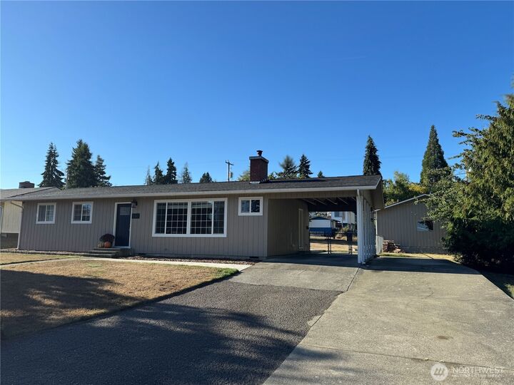 Property Photo: 1230 W 18th Street WA 98363