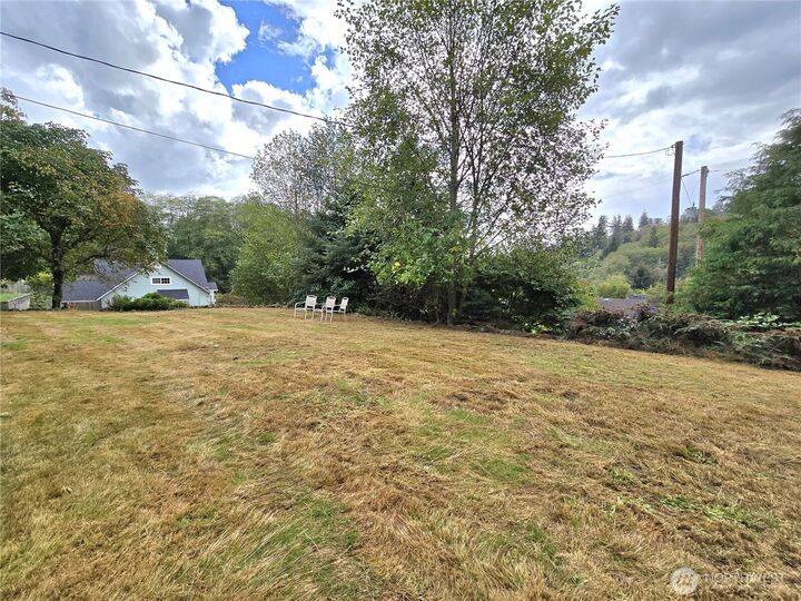 Property Photo:  2216  Pershing Street  WA 98520 