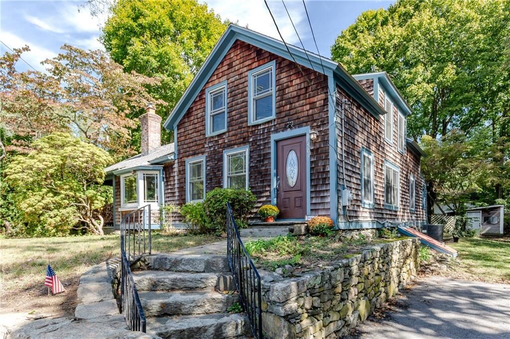 Property Photo:  903 Kingstown Road  RI 02879 