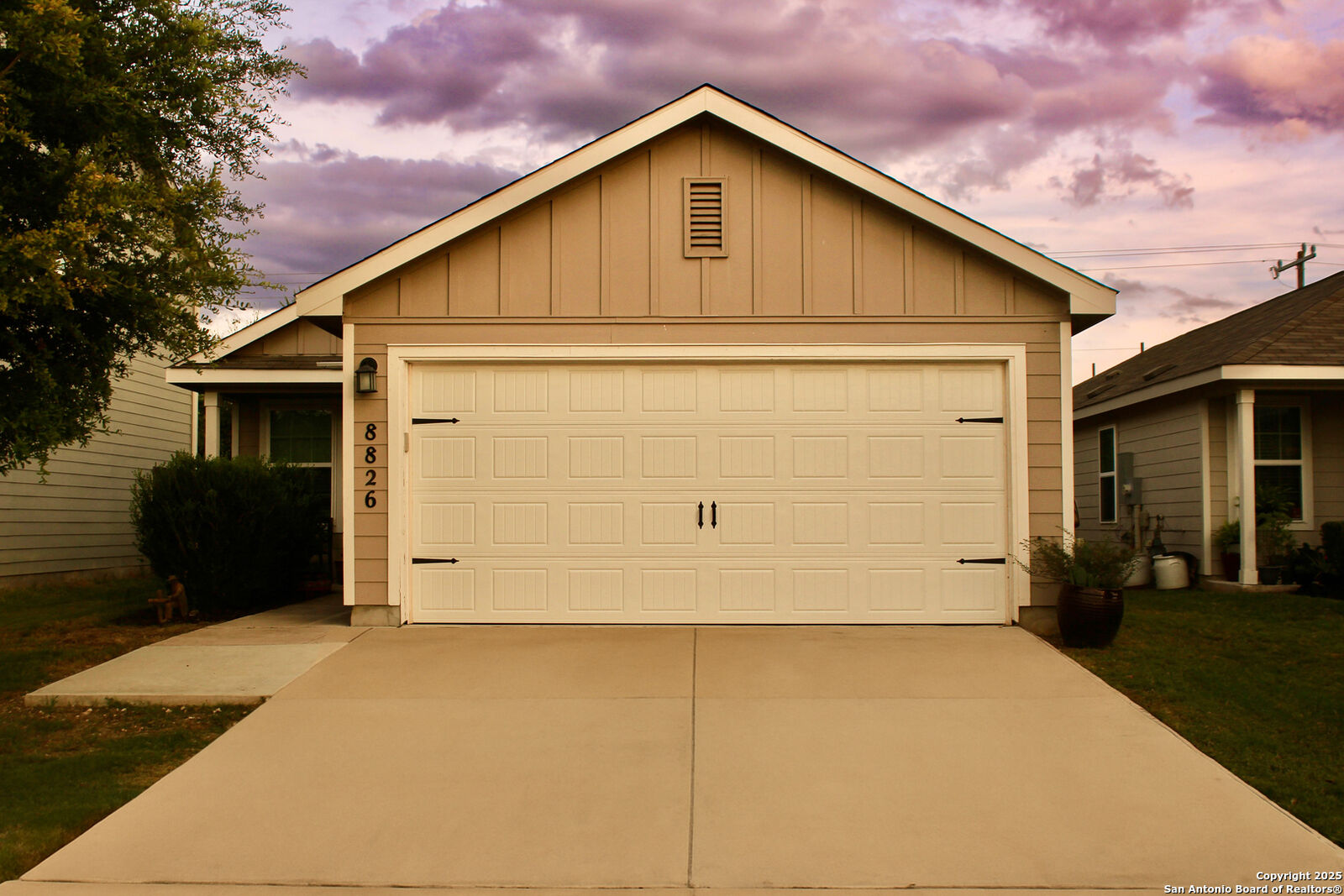 Property Photo: 8826 Lamus Wheel TX 78254