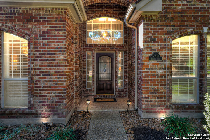 Property Photo:  2204 Blackoak Bnd  TX 78248 