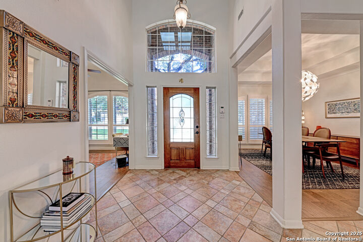 Property Photo: 2204 Blackoak Bnd TX 78248