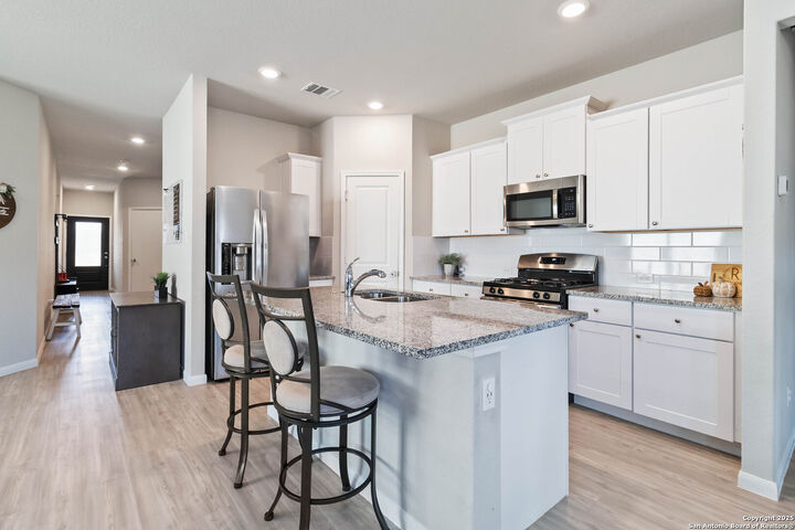 Property Photo: 9611 Morgans Mills TX 78254