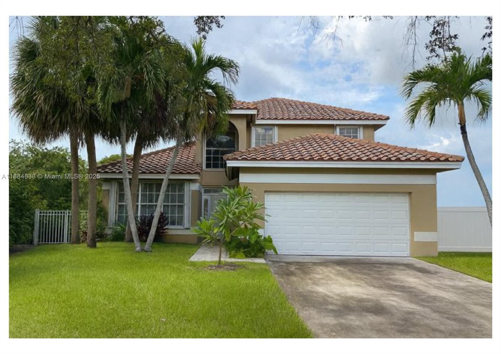 Property Photo: 18551 NW 14th St FL 33029