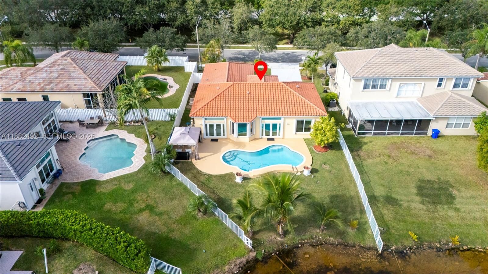 Property Photo: 2339 NW 195th Ave 2339 FL 33029