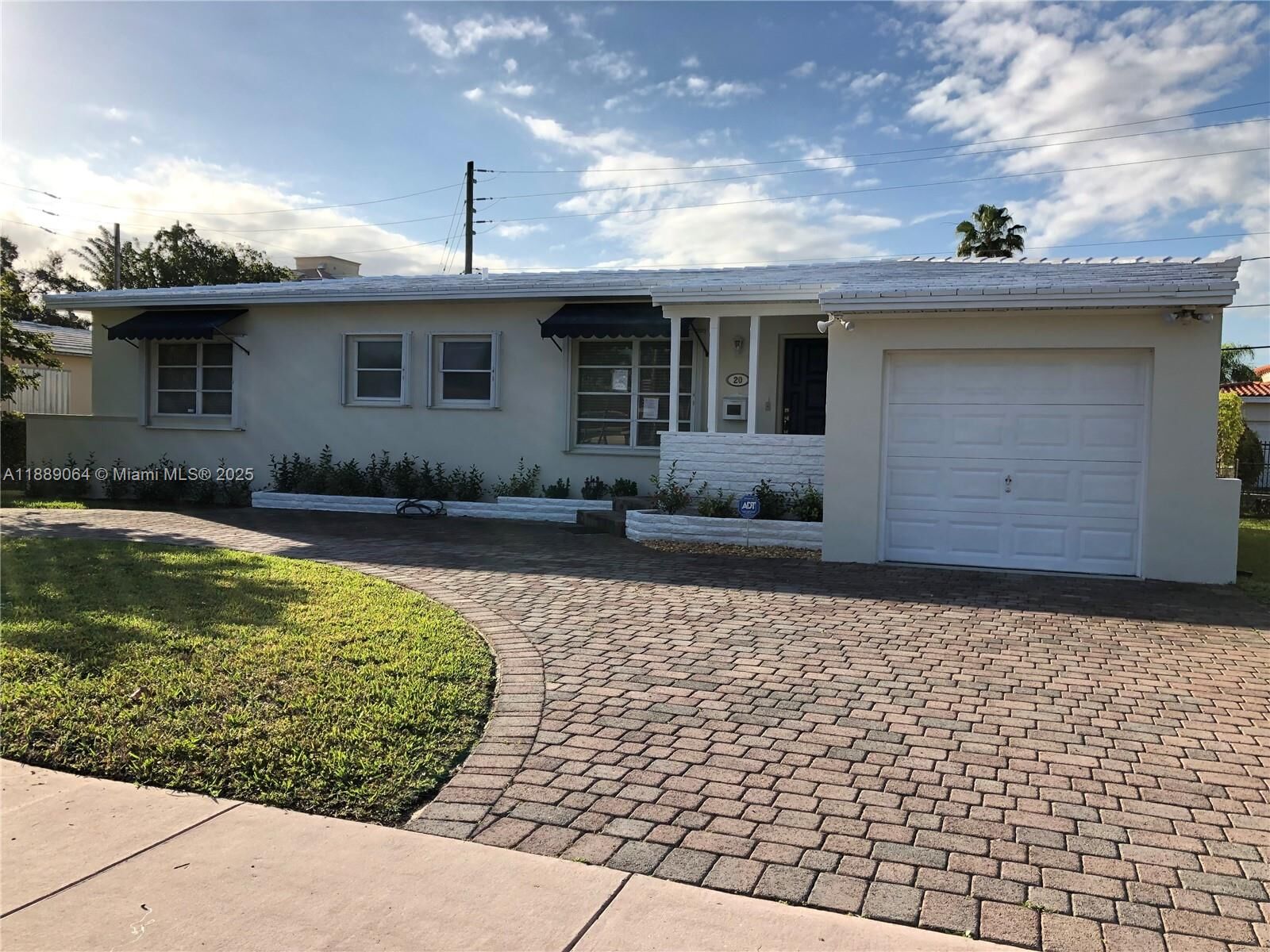 Property Photo:  20 Palermo Ave  FL 33134 