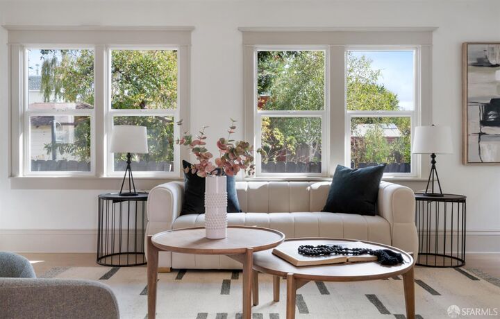 Property Photo:  2533 Grant Street  CA 94703 