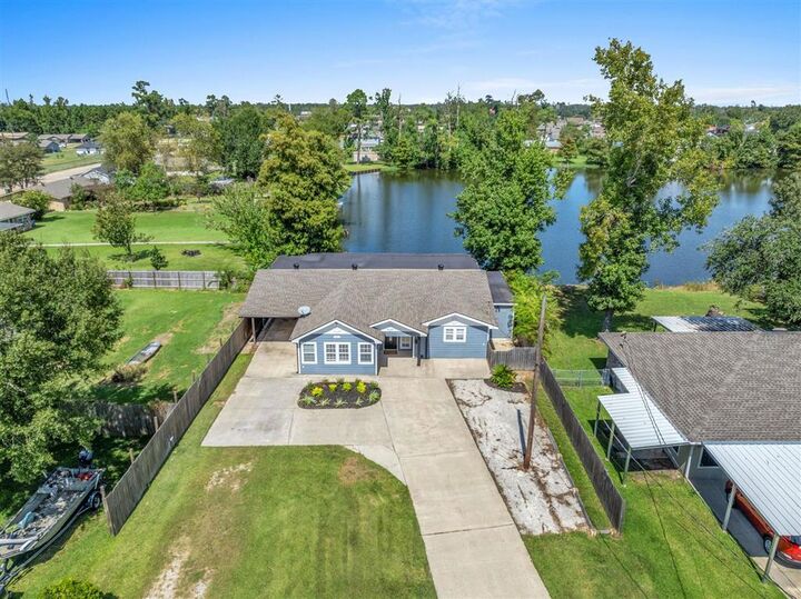 Property Photo:  1036 1/2 Ann Street  LA 70669 