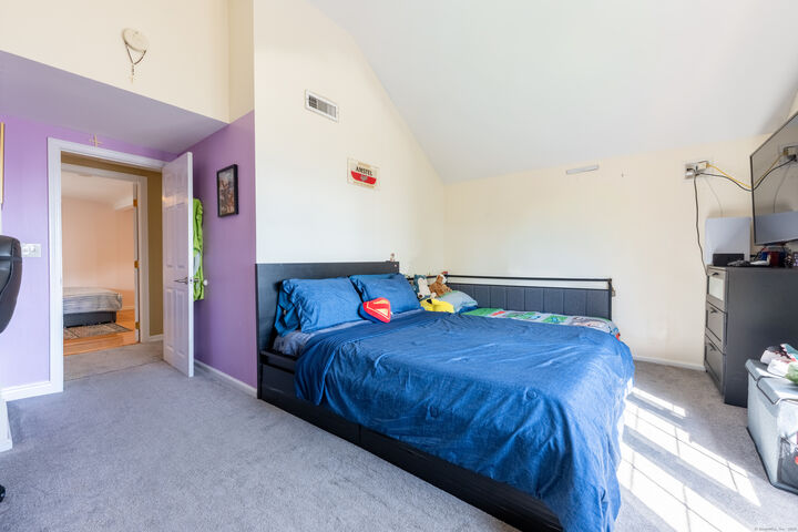 Property Photo: 76 Hawthorne Street CT 06516