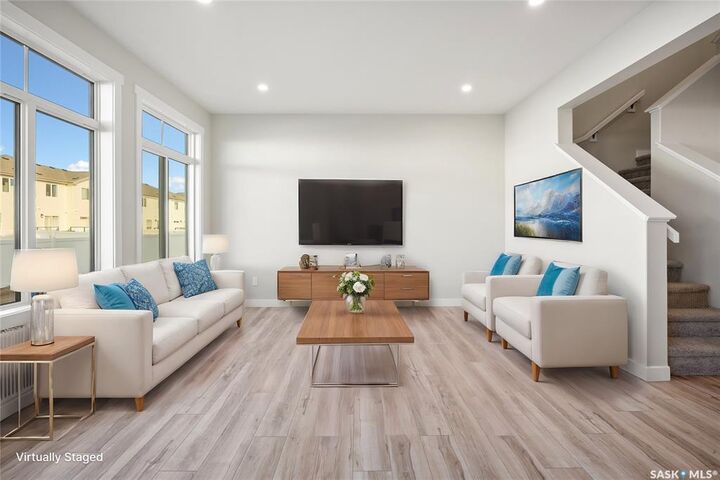 Property Photo:  622 Nazarali Lane  SK S7W 1K6 