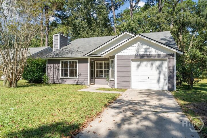 Property Photo: 4 East White Hawthorne Drive GA 31419
