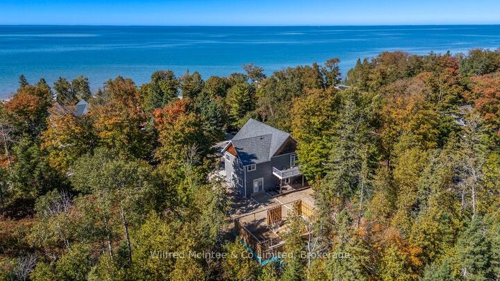 Property Photo: 545 Eckford Avenue ON N0H 2L0