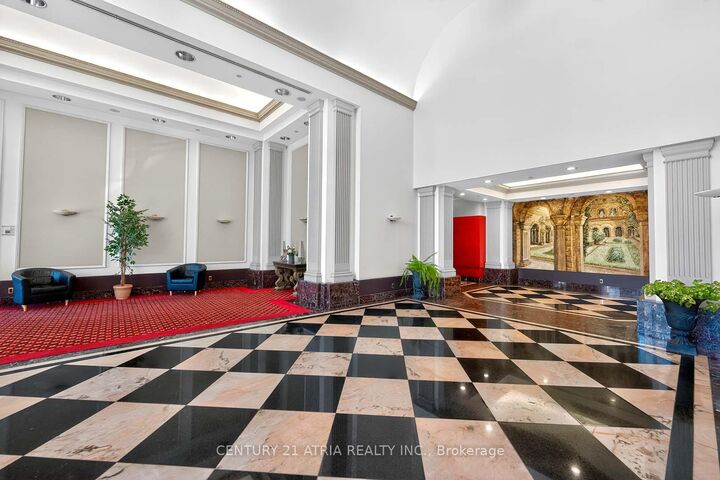 Property Photo:  11 Lee Centre Drive 1115  ON M1H 3J5 