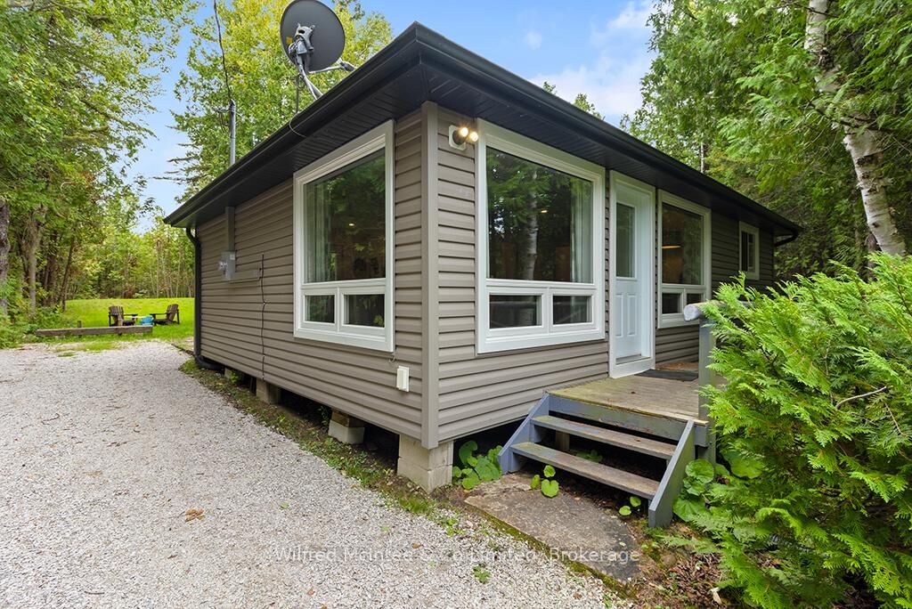 Property Photo:  1489 2nd Avenue S  ON N0H 2G0 