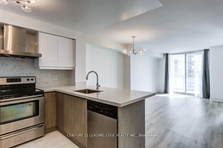 Property Photo: 6 Rosebank Drive 10F ON M1B 2W1