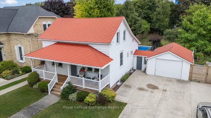 40 Grosvenor Street S  Saugeen Shores ON N0H 2L0 photo