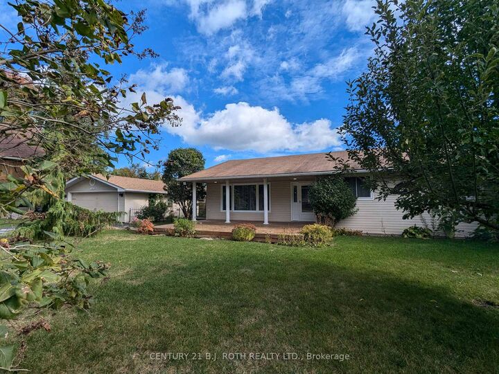 Property Photo:  2209 Alderslea Crescent  ON L9S 2E3 