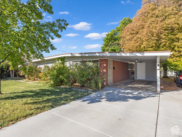 Property Photo:  1443 N 200 W  UT 84015 