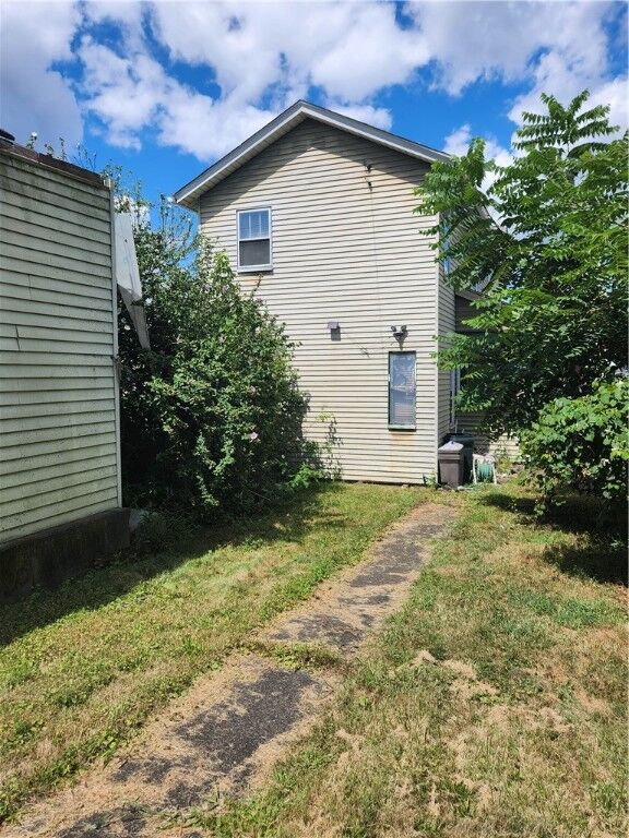 Property Photo: 238 E 19th PA 15120