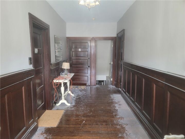 Property Photo:  1619 Chislett St  PA 15206 