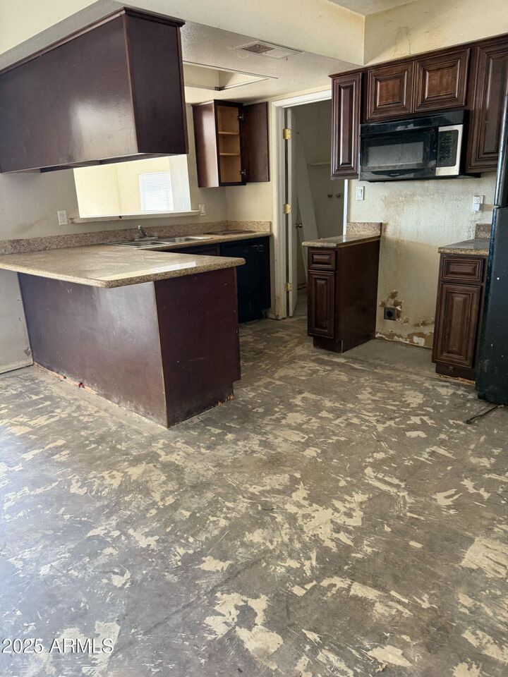 Property Photo:  2573 E Commonwealth Circle  AZ 85225 