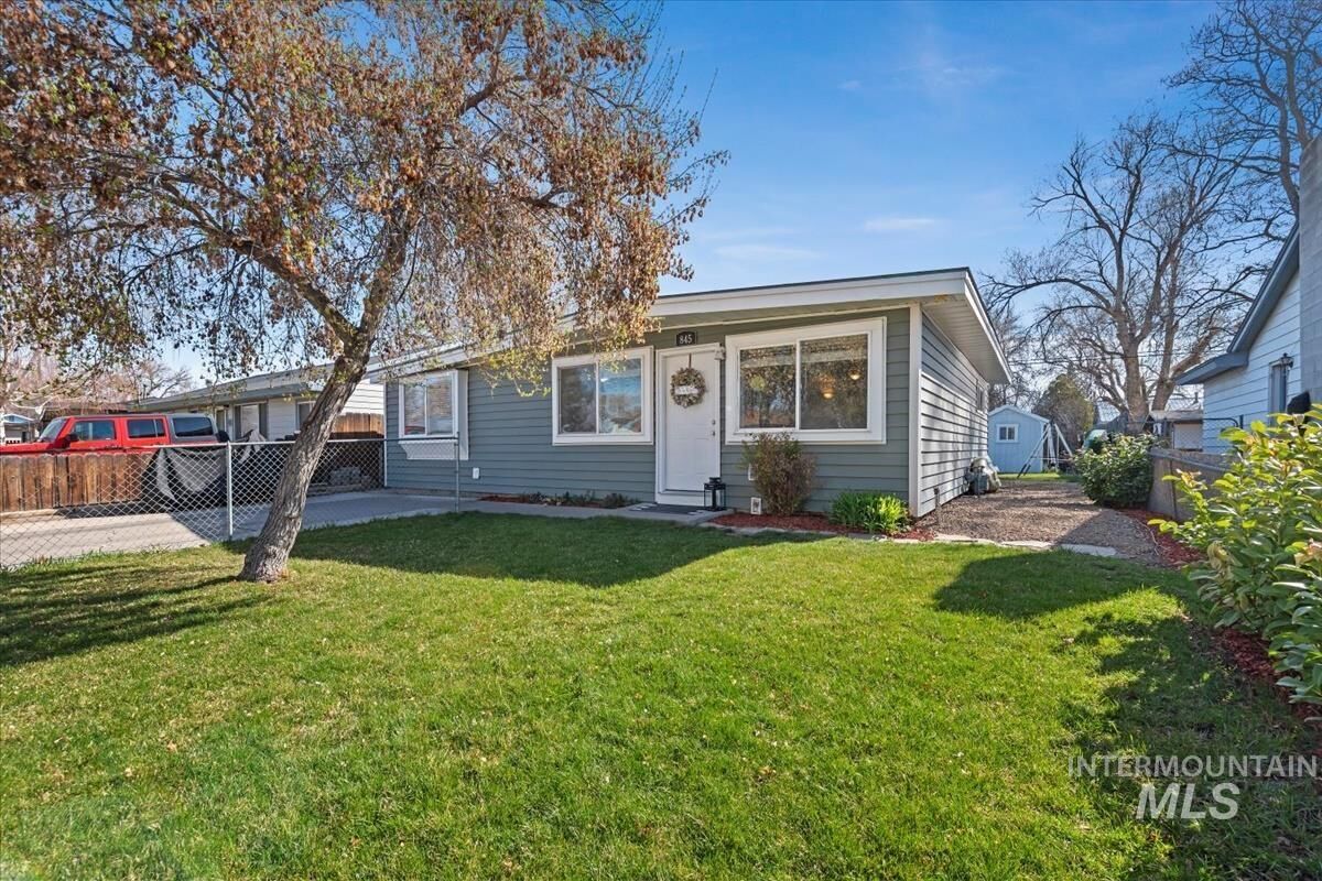 Property Photo: 845 S 13th E ID 83647