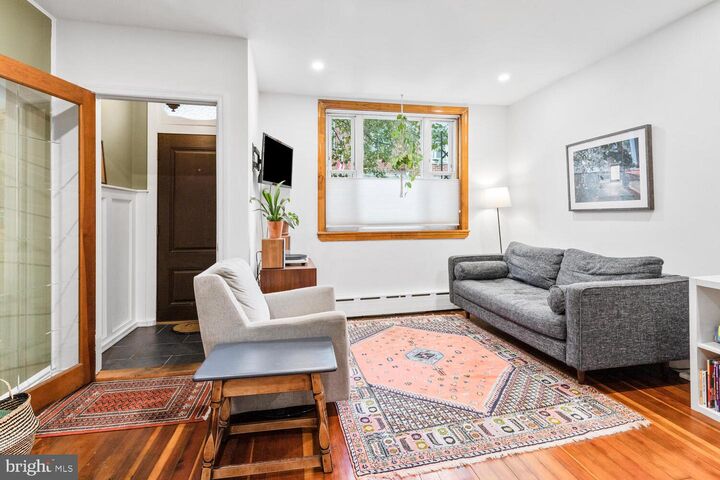 Property Photo:  1237 S Alder Street  PA 19147 