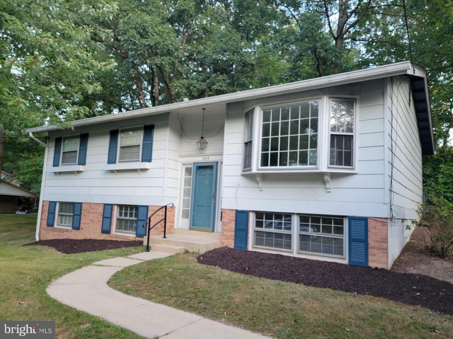 Property Photo:  7019 Redmiles Road  MD 20707 